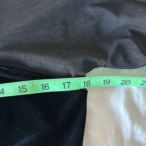 JESSICA HOWARD | Velvet Dress | Black | Size 12P - Picture 11 of 14